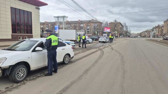 Ухта Итоги пятничной массовой проверки водителей на пр-те Ленина